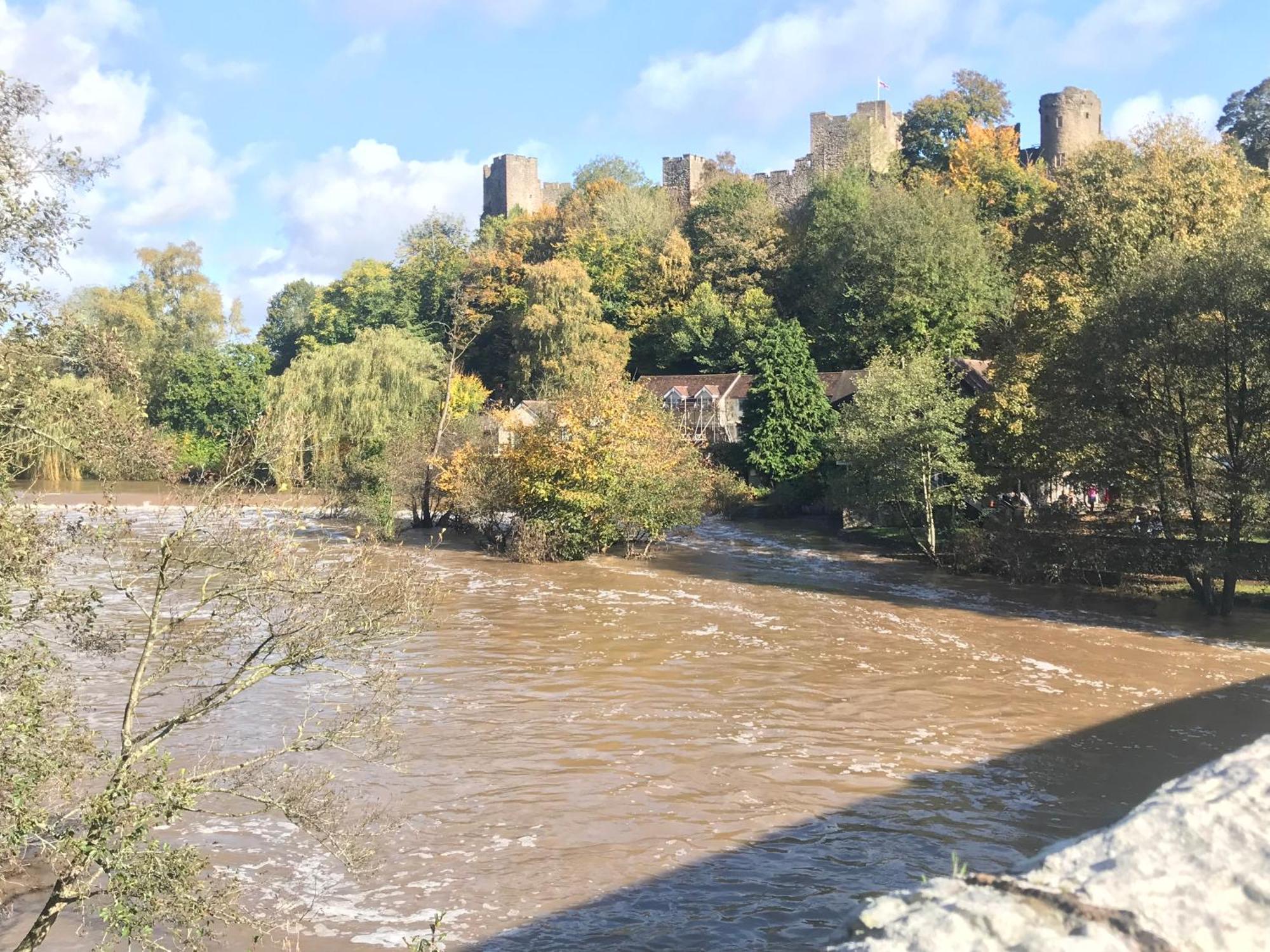 Bell Cottage By Ludlow Castle With Onsite Parking Exterior photo